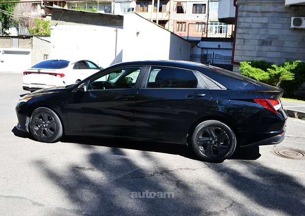 Hyundai Elantra 2021 — լուսանկար 6