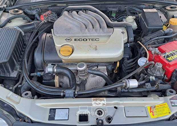 Opel Vectra 1997 — լուսանկար 10