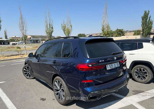 BMW X7 2021 — լուսանկար 5