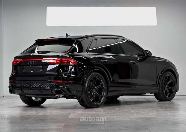 Audi RSQ8