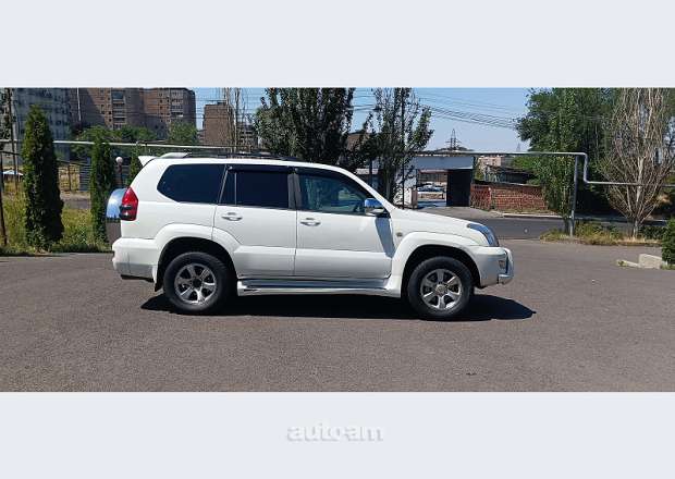 Toyota Land Cruiser Prado 2008 — photo 10