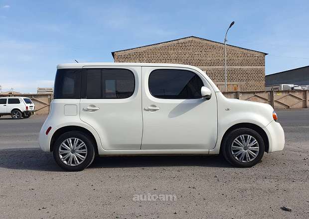 Nissan Cube 2012 — լուսանկար 8