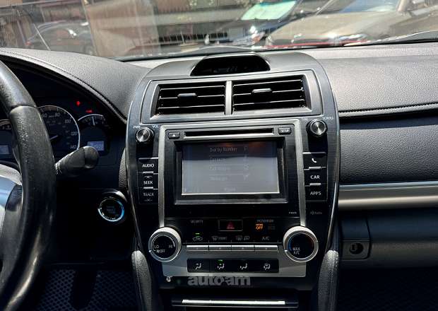 Toyota Camry 2013 — լուսանկար 10