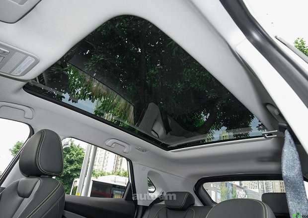 Dongfeng Forthing T5