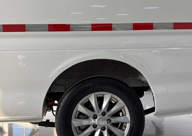 Dongfeng M 5 EV 2024 — фото 3