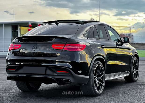 Mercedes-Benz GLE 63 AMG 2018 — լուսանկար 4