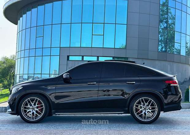 Mercedes-Benz GLE 63 S Coupe 2017 — фото 15