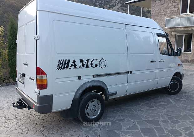 Mercedes-Benz Sprinter 2000 — լուսանկար 8
