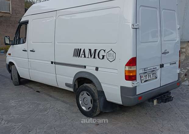 Mercedes-Benz Sprinter 2000 — լուսանկար 3