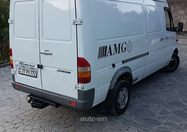Mercedes-Benz Sprinter 2000 — լուսանկար 4