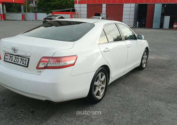 Toyota Camry 2009 — photo 8