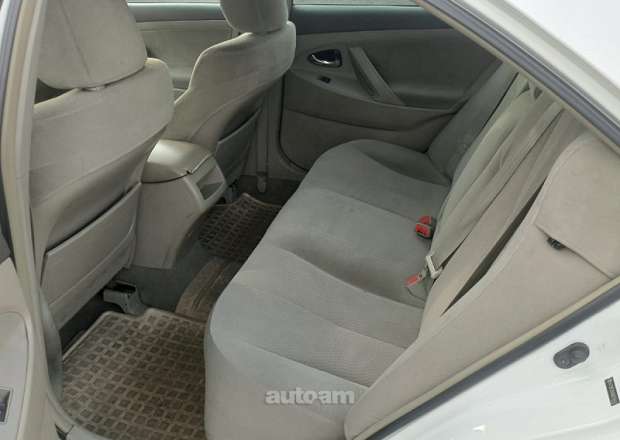 Toyota Camry 2009 — photo 3