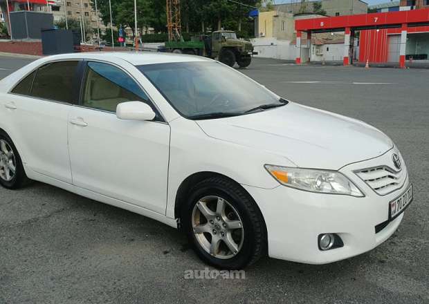 Toyota Camry 2009 — photo 9