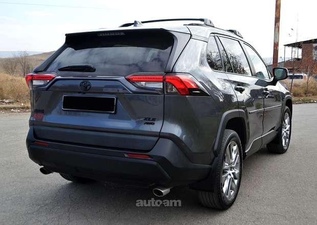 Toyota Rav 4 2021 — լուսանկար 15
