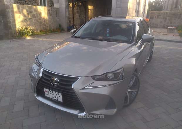 Lexus IS 300 2018 — լուսանկար 2