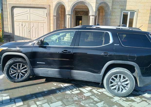 GMC Acadia 2019 — լուսանկար 15
