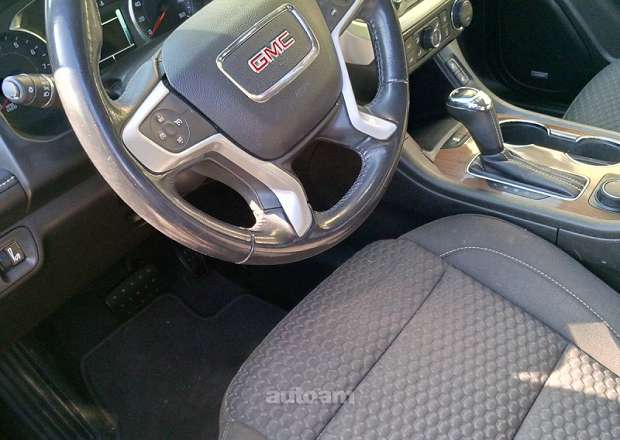 GMC Acadia 2019 — լուսանկար 8