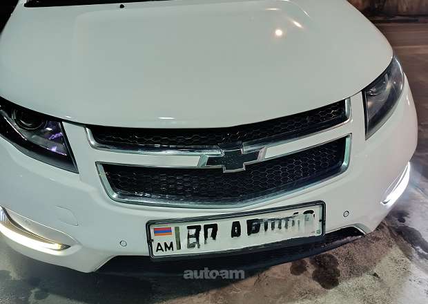 Chevrolet Volt 2014 — լուսանկար 1