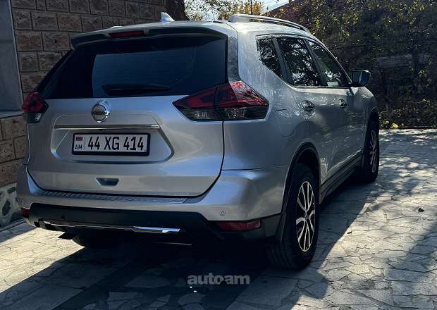 Nissan Rogue 2018 — լուսանկար 11