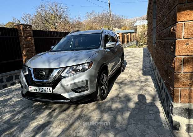 Nissan Rogue 2018 — լուսանկար 10