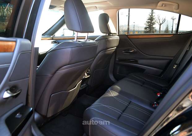 Lexus ES 250