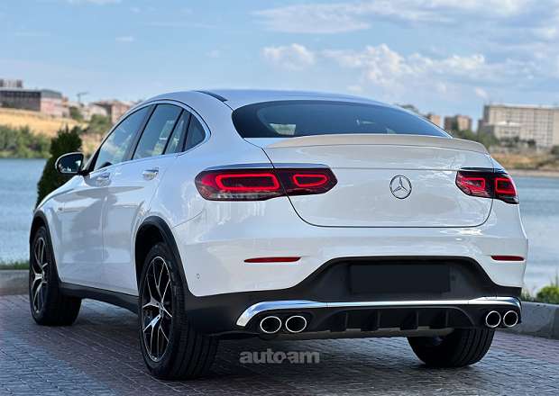 Mercedes-Benz GLC 43 AMG 2020 — фото 6