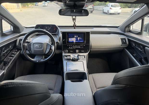 Toyota Bz4X