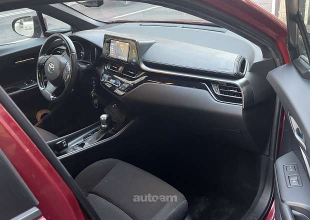 Toyota C-HR 2017 — լուսանկար 3