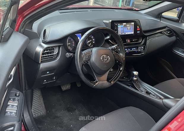 Toyota C-HR 2017 — լուսանկար 4