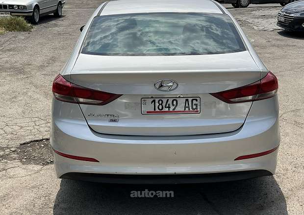 Hyundai Elantra 2017 — фото 7