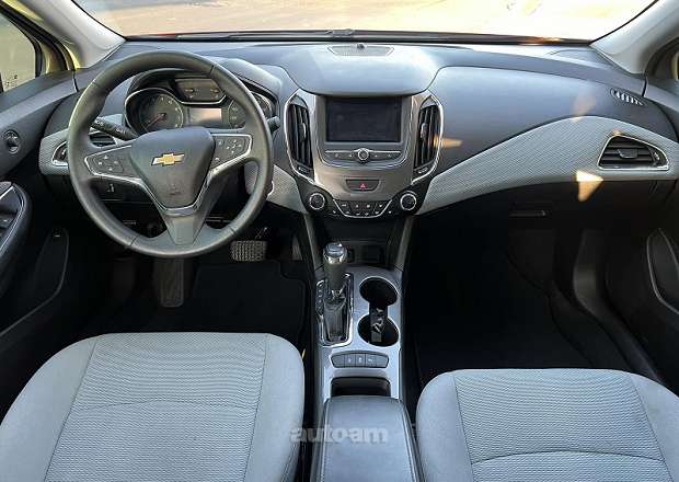 Chevrolet Cruze 2019 — լուսանկար 9