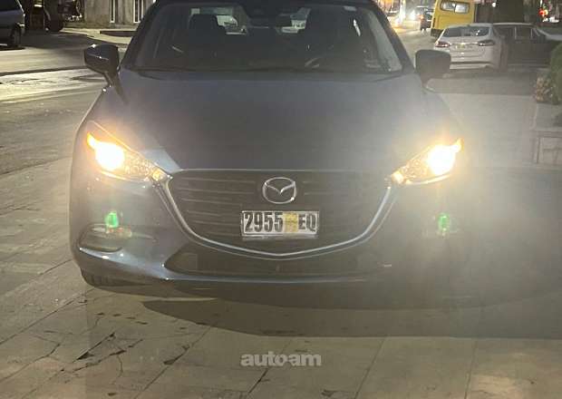 Mazda 3 2018 — լուսանկար 12
