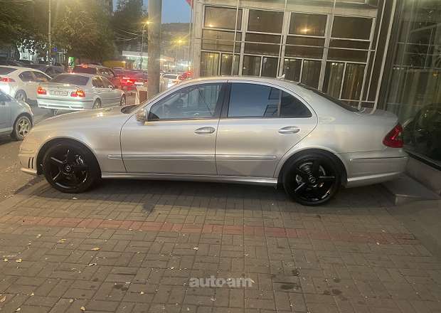 Mercedes-Benz E 350 2009 — լուսանկար 7