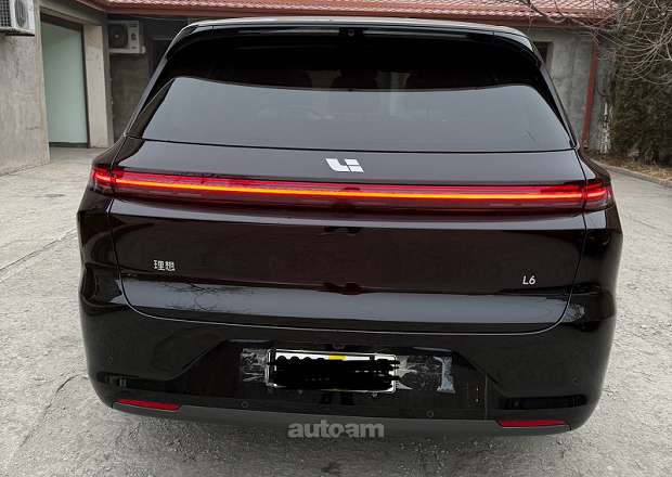 Lixiang Li L6