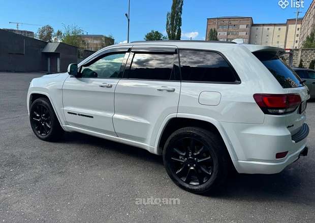 Jeep Grand Cherokee 2021 — photo 4