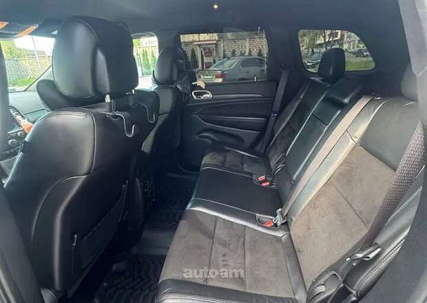 Jeep Grand Cherokee 2021 — photo 9