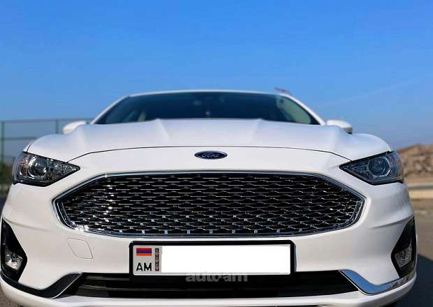 Ford Fusion 2020 — фото 1