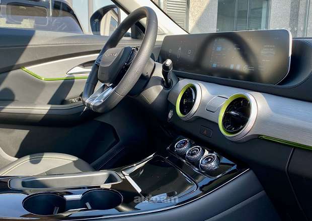 Dongfeng Forthing Friday ev SUV