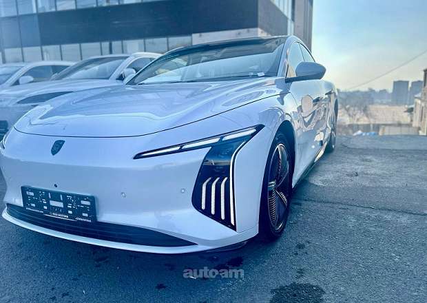 Dongfeng S7