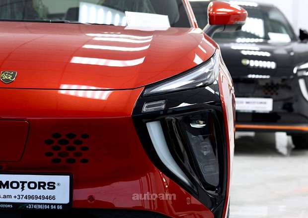 Dongfeng Forthing Friday ev SUV