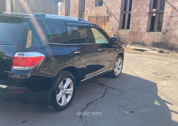 Toyota Highlander 2012 — լուսանկար 4