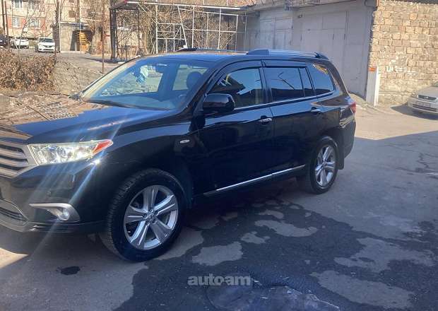 Toyota Highlander 2012 — լուսանկար 2