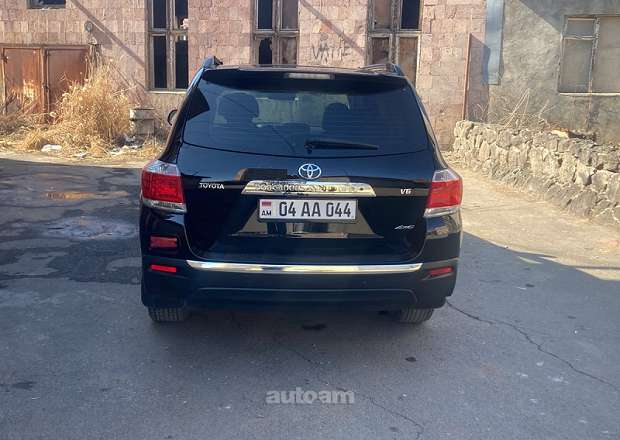 Toyota Highlander 2012 — լուսանկար 3