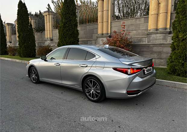Lexus ES 300 2022 — լուսանկար 5