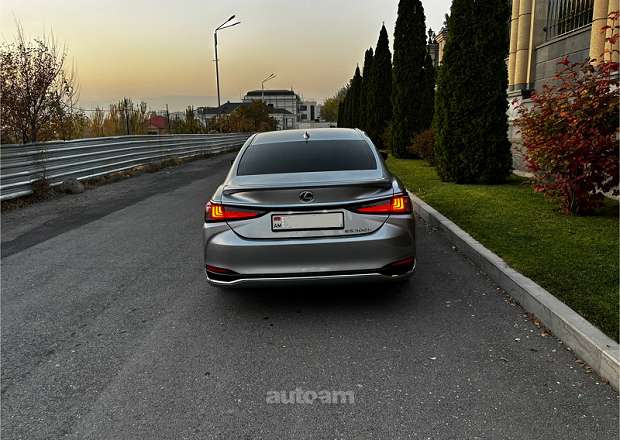 Lexus ES 300 2022 — լուսանկար 6