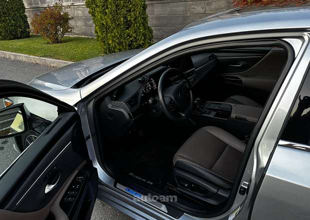 Lexus ES 300 2022 — լուսանկար 7