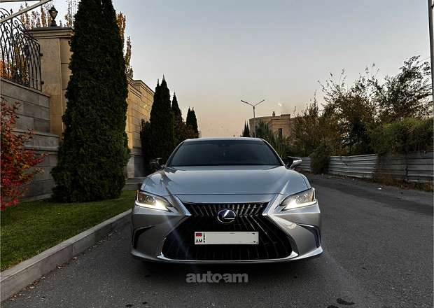 Lexus ES 300 2022 — լուսանկար 1