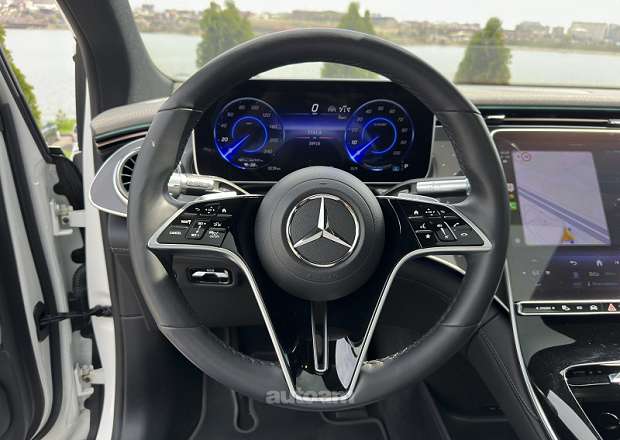 Mercedes-Benz EQS SUV