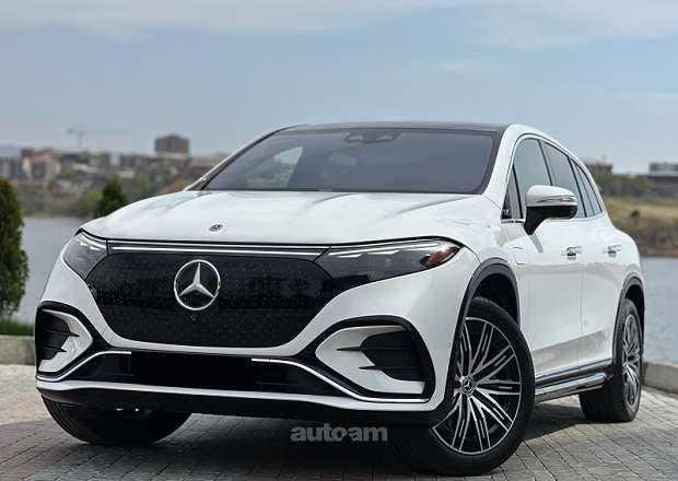 Mercedes-Benz EQS SUV