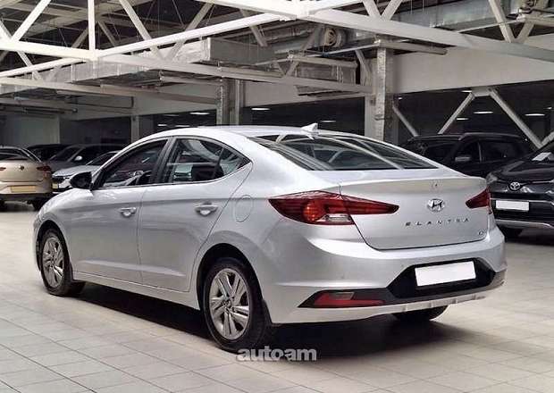 Hyundai Elantra 2020 — photo 4